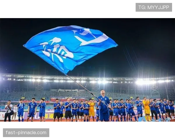 苏超争冠关键战在即，流浪者队解析对手战术寻求突破
